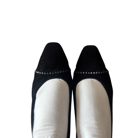 Nina Black Velvet Loafers with Gold Accent - Picture 5 of 6